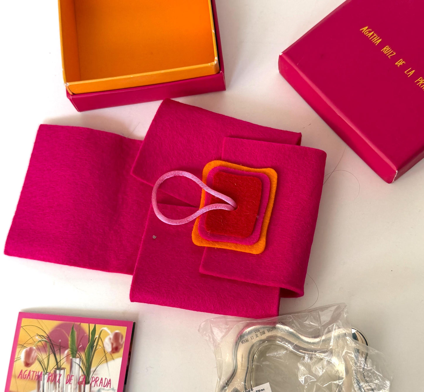 Rammelaar, Vintage Agatha Ruiz de la Prada Sterling Silver 925 Baby Rattle – Designer Newborn Gift – Original Box, vintage, unused
