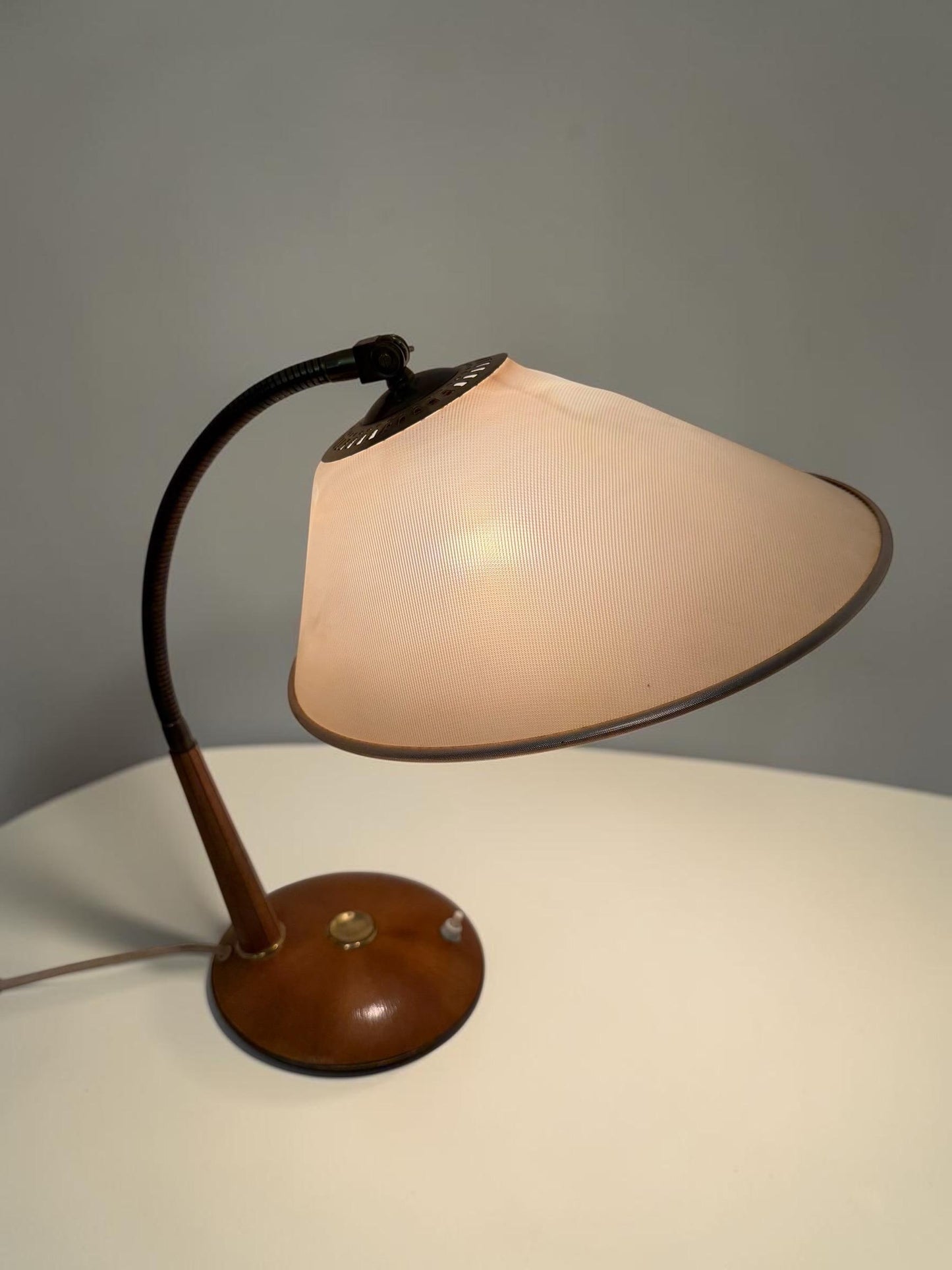 TEMDE Swiss Vintage 50s TableLamp, Mid-Century table desk Light luxury designer lamp