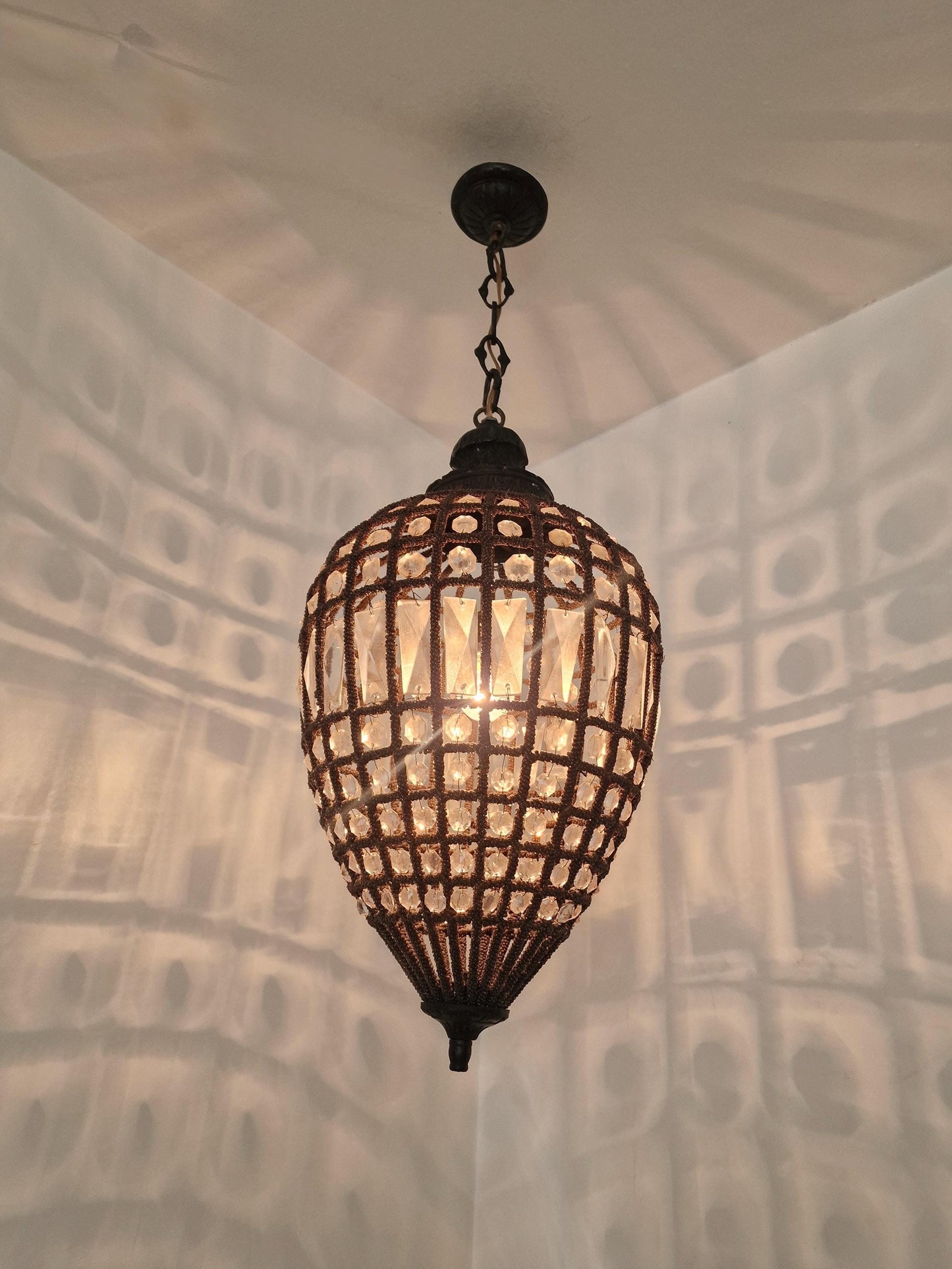 French Art Deco authentic Beaded Crystal Pear Chandelier, Circa 1930 - het Gooi, the Netherlands, stunning light aura