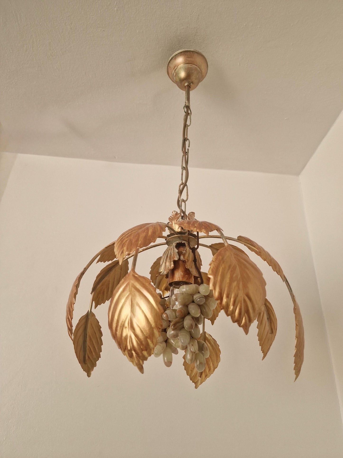 Vintage Italian Gilt Metal Chandelier with Agate Grapes, ca. 1955–1965 Mediteranian lamp