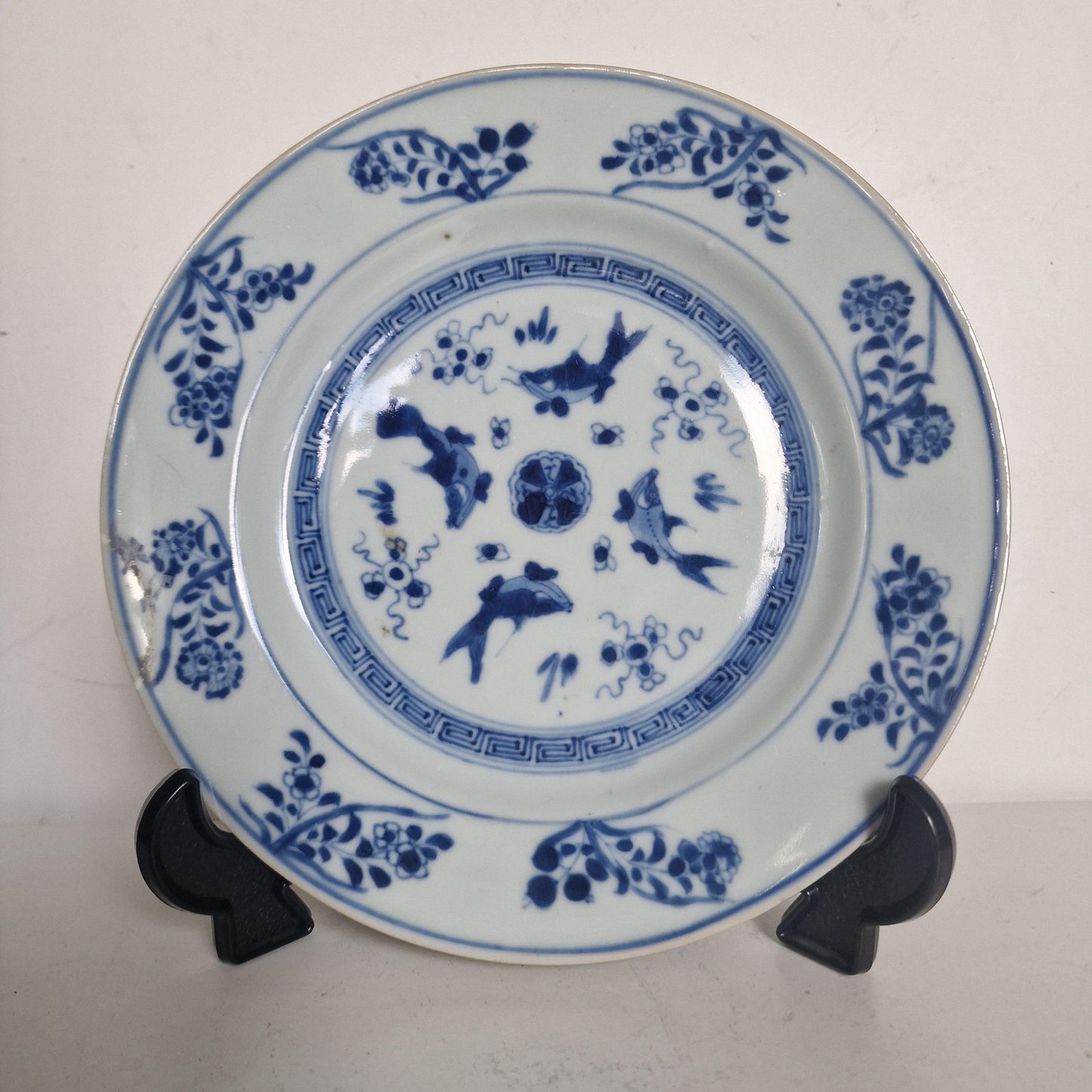 18th Century Chinese Export Porcelain Plate – Qianlong ca. 1760–1790 – Hand-Painted Blue & White – Four Perch
