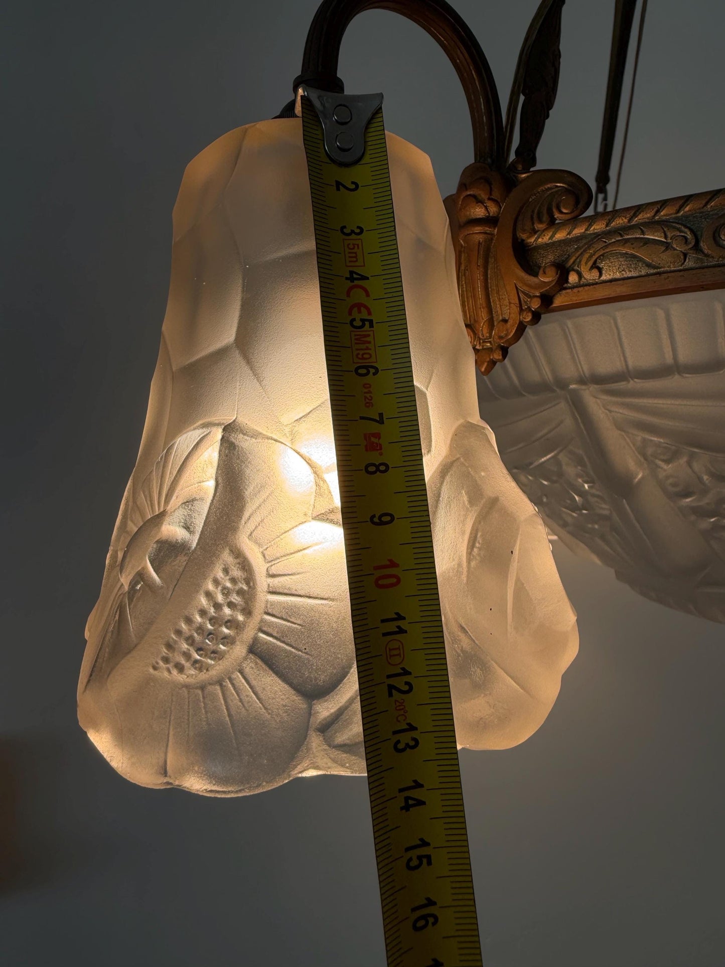 French Transition Art Nouveau–Art Deco Chandelier by Degué (David Guéron), France, circa 1925–1930, signed, rare brass lustre