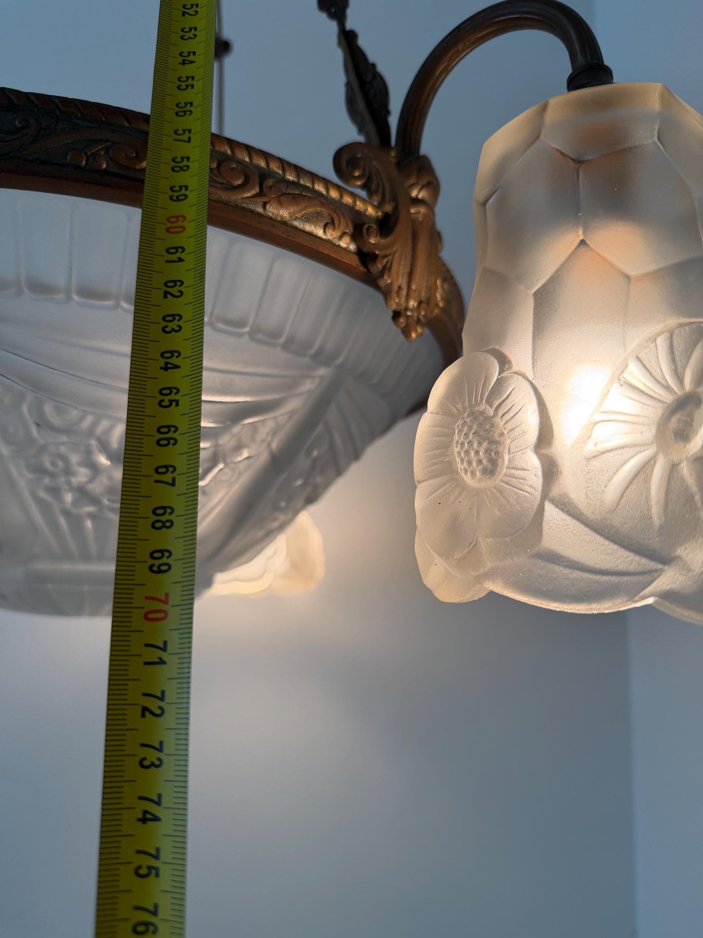 French Transition Art Nouveau–Art Deco Chandelier by Degué (David Guéron), France, circa 1925–1930, signed, rare brass lustre