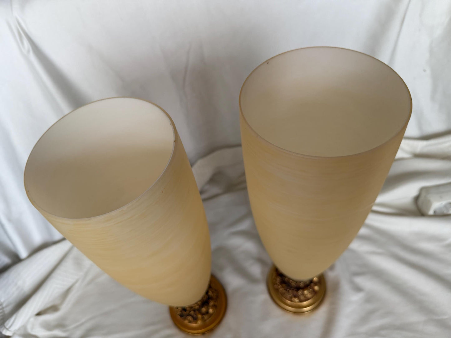 Pair of elegant tall Vintage Italian Hollywood Regency Table Lamps Frosted Glass Gilt Fruit Bases Mid Century Set tablelamps gold