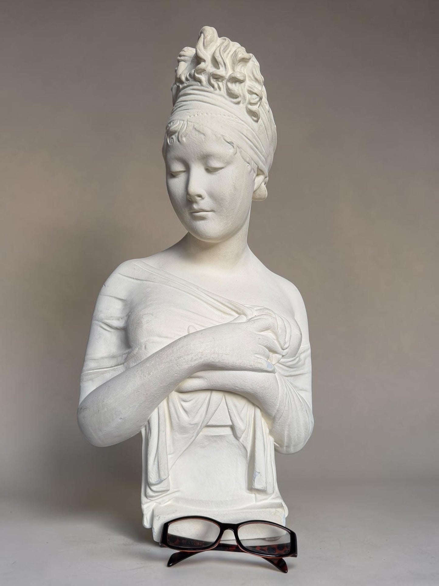 XL French Brocante Plaster Bust Romantic Lady Neoclassical Sculpture 55 cm Brocante classic antique. around 1920’s, France.