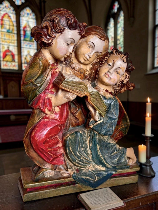 Antique Wood church figure of 3 girl reading choir book or bible - bavaria woodcarving - Alp school, 19th