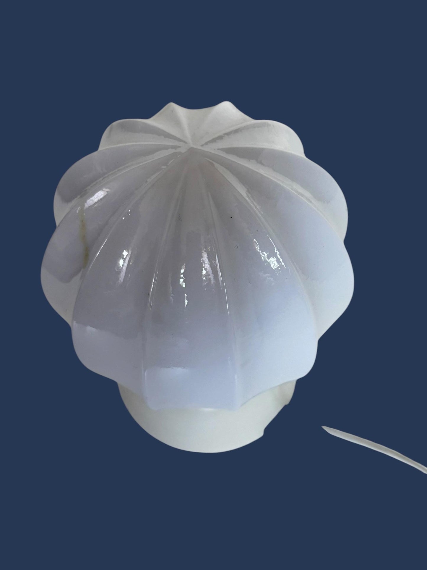 Art Deco Cream Glass tableLamp - Thabur, Niko Fixture
