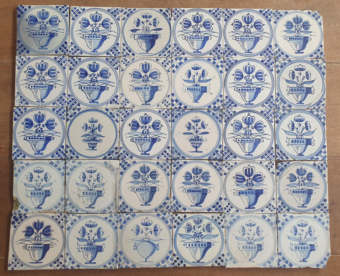 33 x Antique Delft flowers Tiles, 17th Century Dutch Wall Decor. planttile