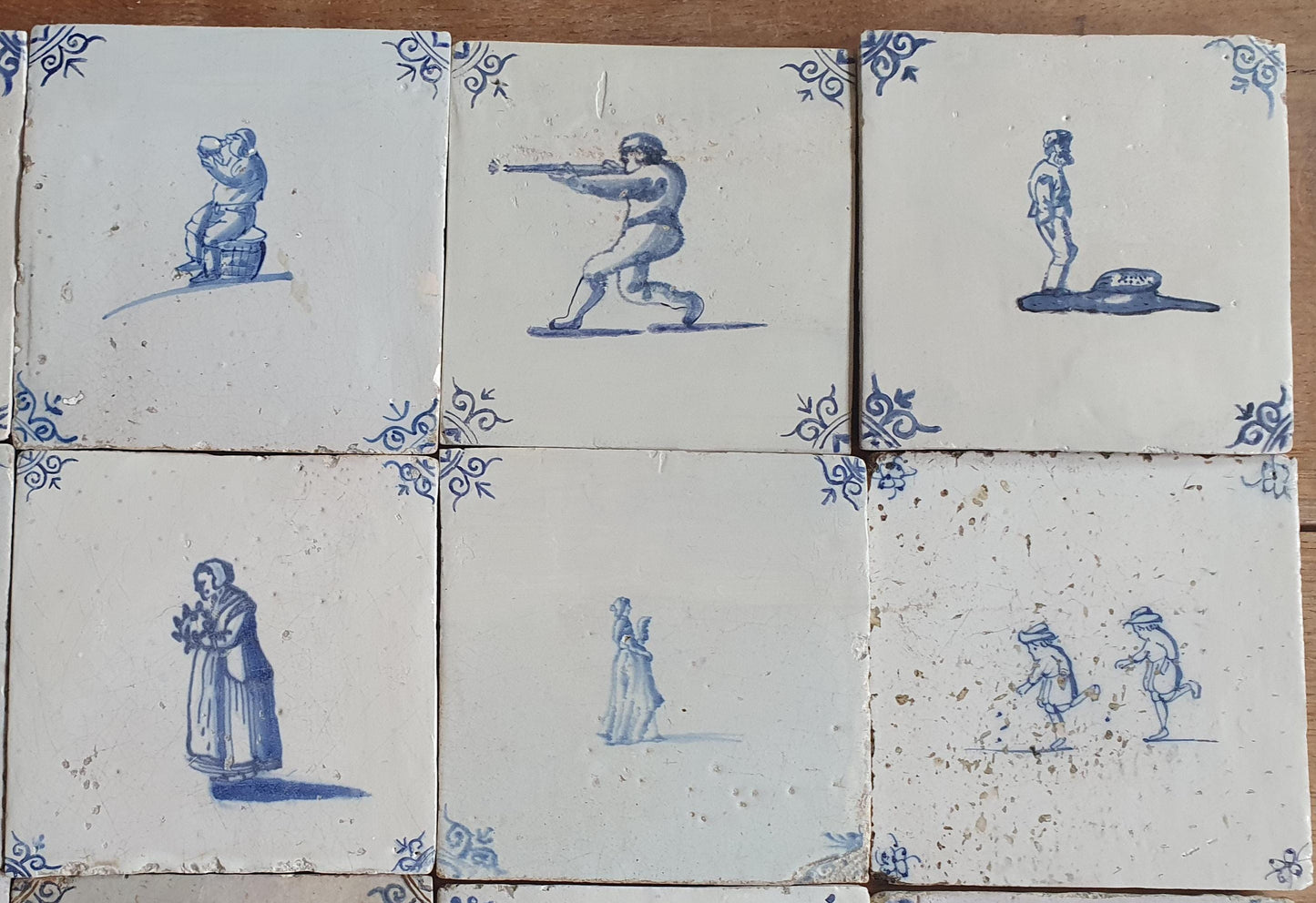 20 x Antique Delft Tiles, 17-18 th Century Dutch figuretile.