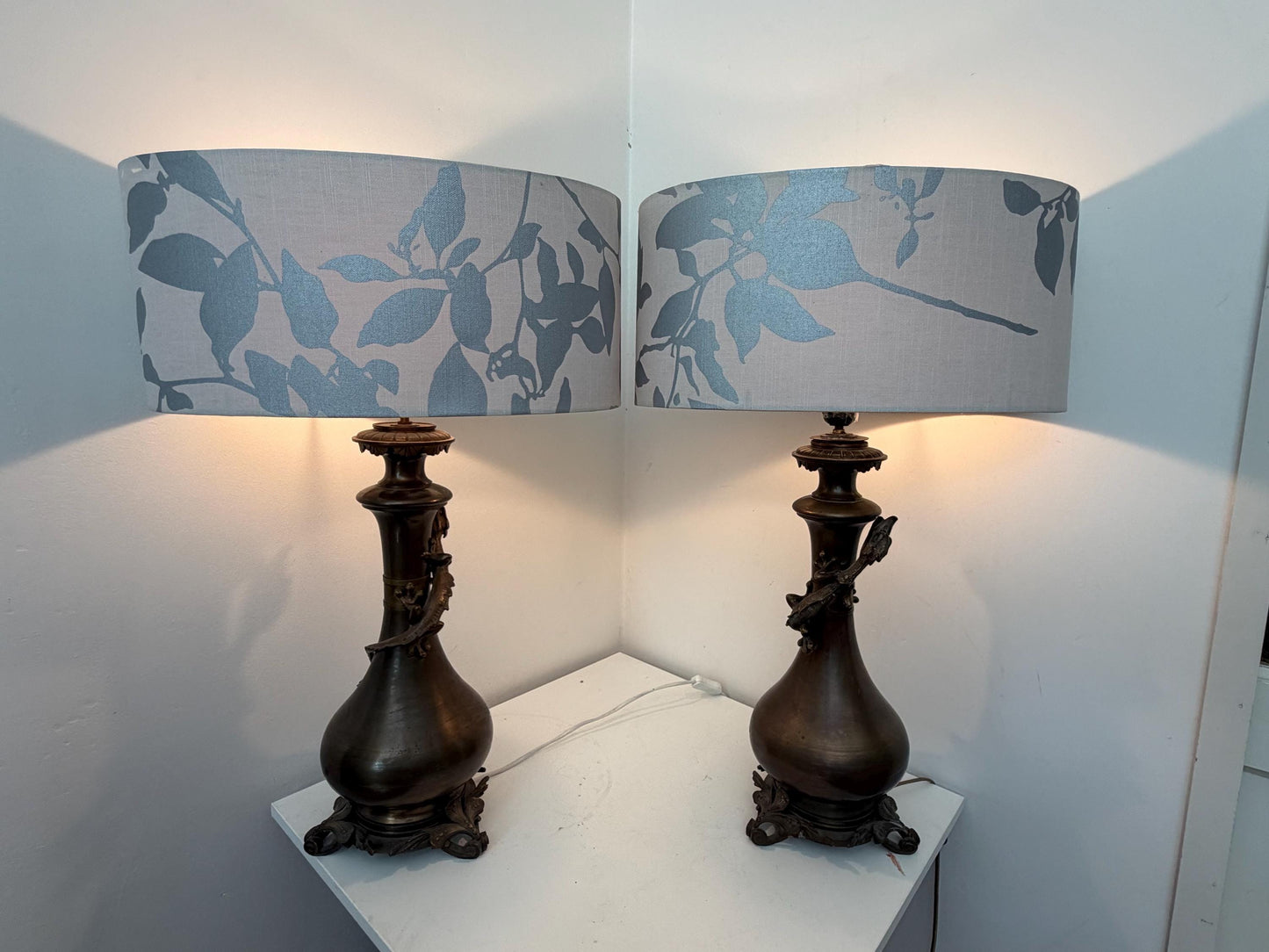 XL Pair of ‘lizzard’ lamps in bronze, nice patina,  antiques 19th napoleon III