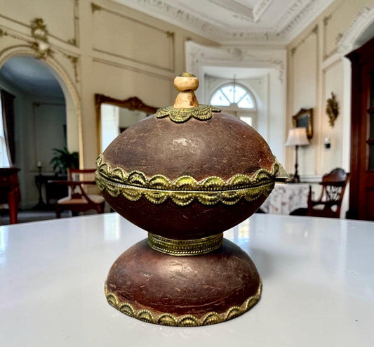 Kokosnootbeker, 19th Century Colonial Coconut Shell Casket with Brass Mounts | c. 1850–1885