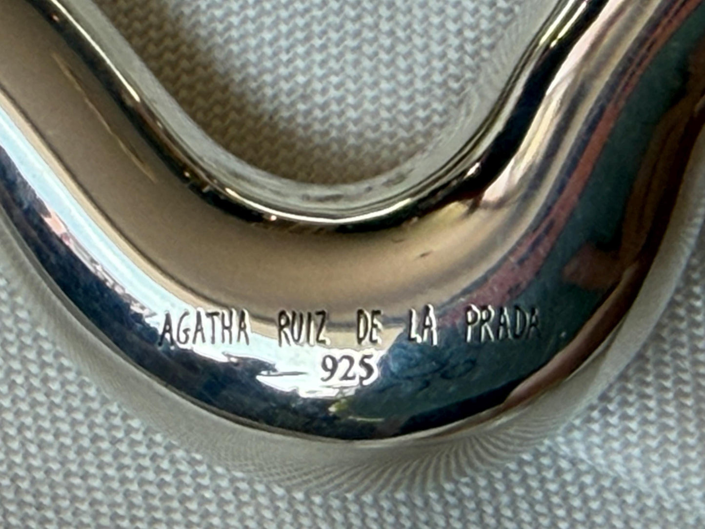 Rammelaar, Vintage Agatha Ruiz de la Prada Sterling Silver 925 Baby Rattle – Designer Newborn Gift – Original Box, vintage, unused