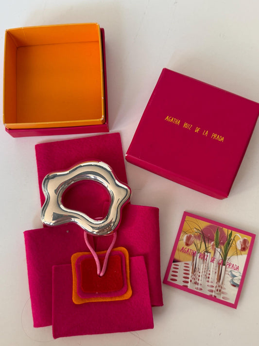 Rammelaar, Vintage Agatha Ruiz de la Prada Sterling Silver 925 Baby Rattle – Designer Newborn Gift – Original Box, vintage, unused