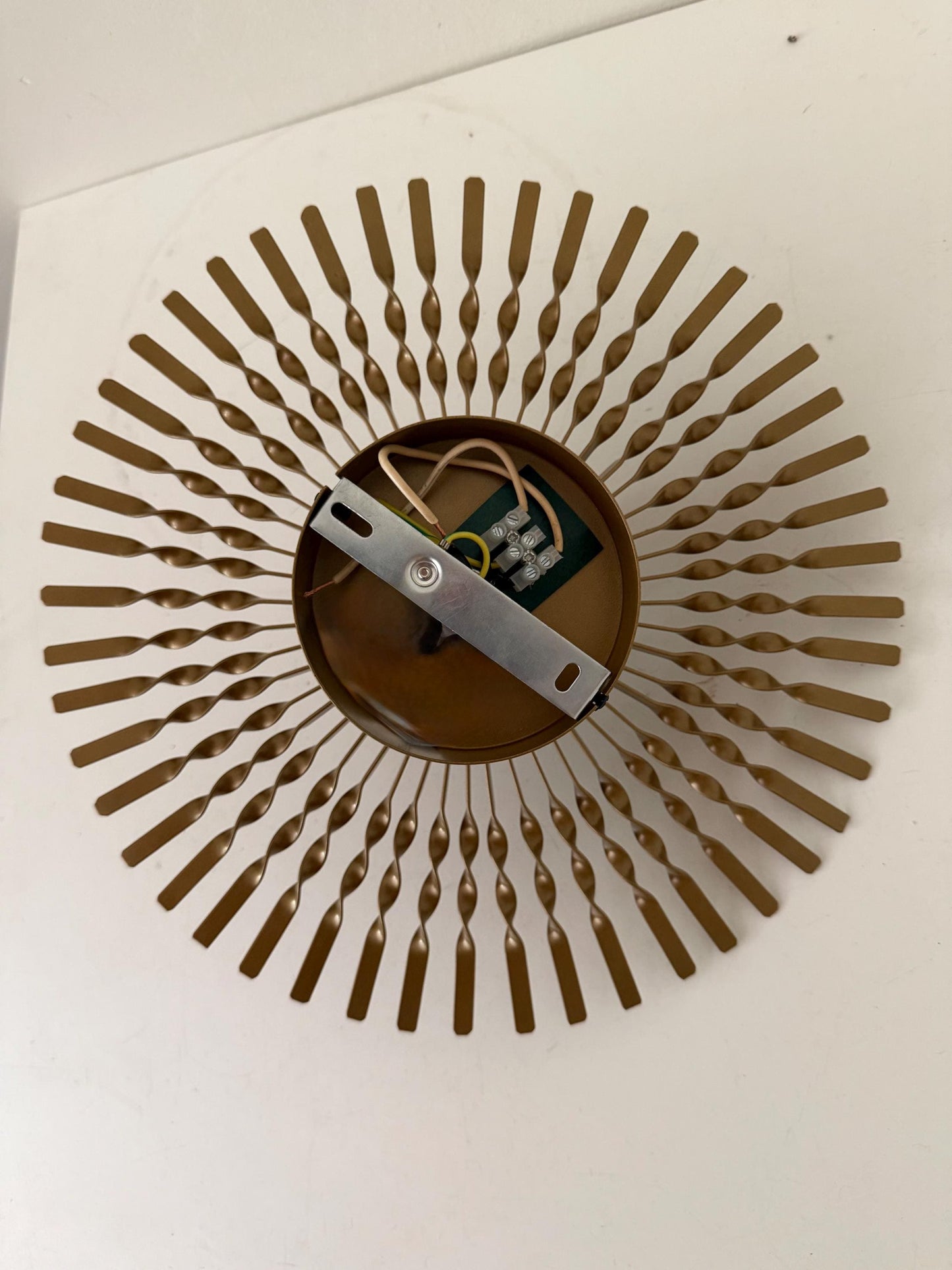Sunburst sun ray beam ceiling lamp gold also usable on wallausema lights