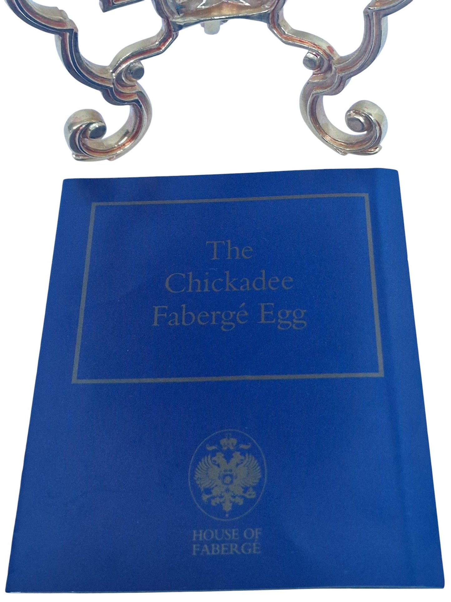 House of Fabergé, Faberge, gilded porcelain large egg w. certificate of authenticity, sweet garden of romance, chickadee, retired, iriserend