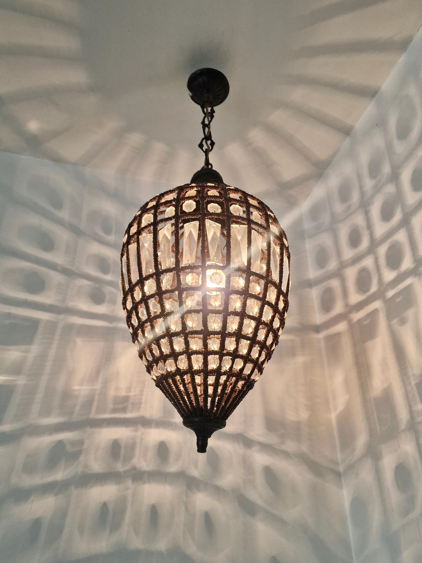 French Art Deco authentic Beaded Crystal Pear Chandelier, Circa 1930 - het Gooi, the Netherlands, stunning light aura