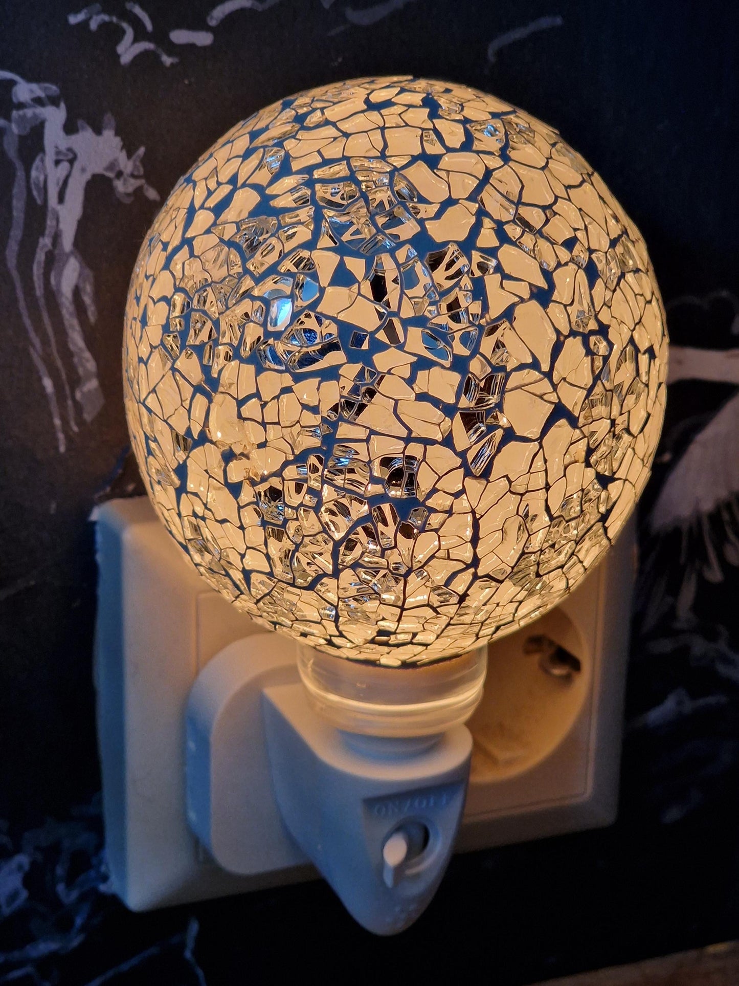 Pair of vintage Mosaic Glass Plug-In Night Lights, white sphere balloons
