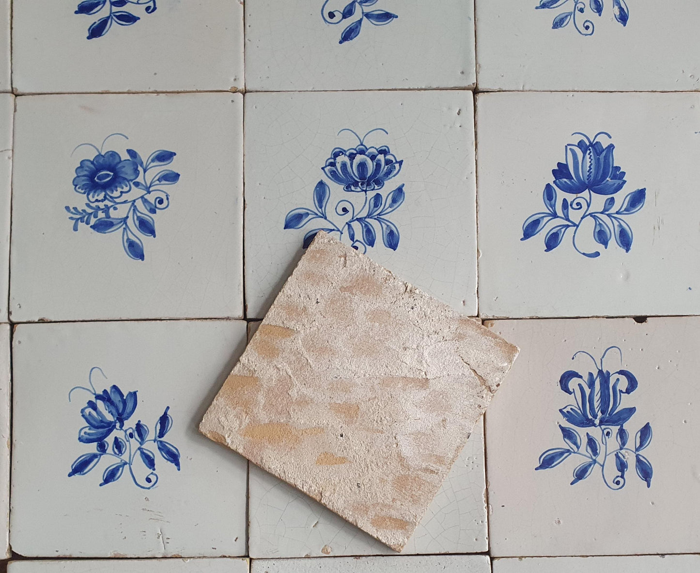 25 x Antique Delft Tiles, 18th Century, Floral Blue Flowers, planttile.