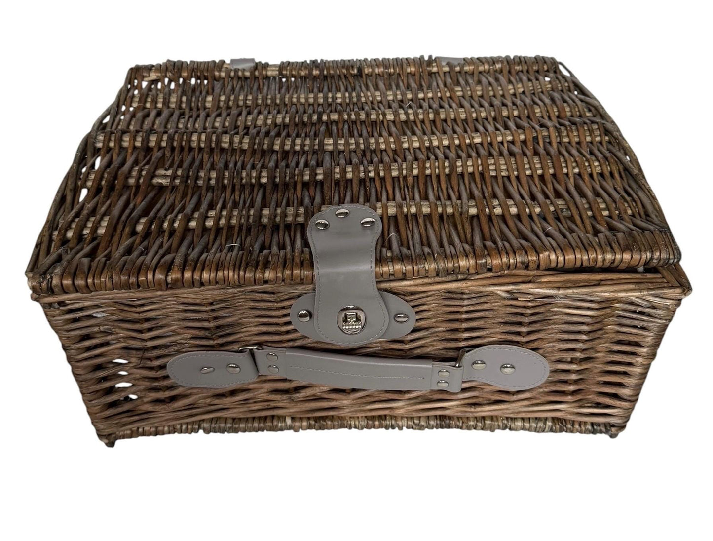 Vintage 4 Person Wicker Picnic Hamper, incl.  Lacroix Arabesque Plaid, porcelain plates, glasses etc