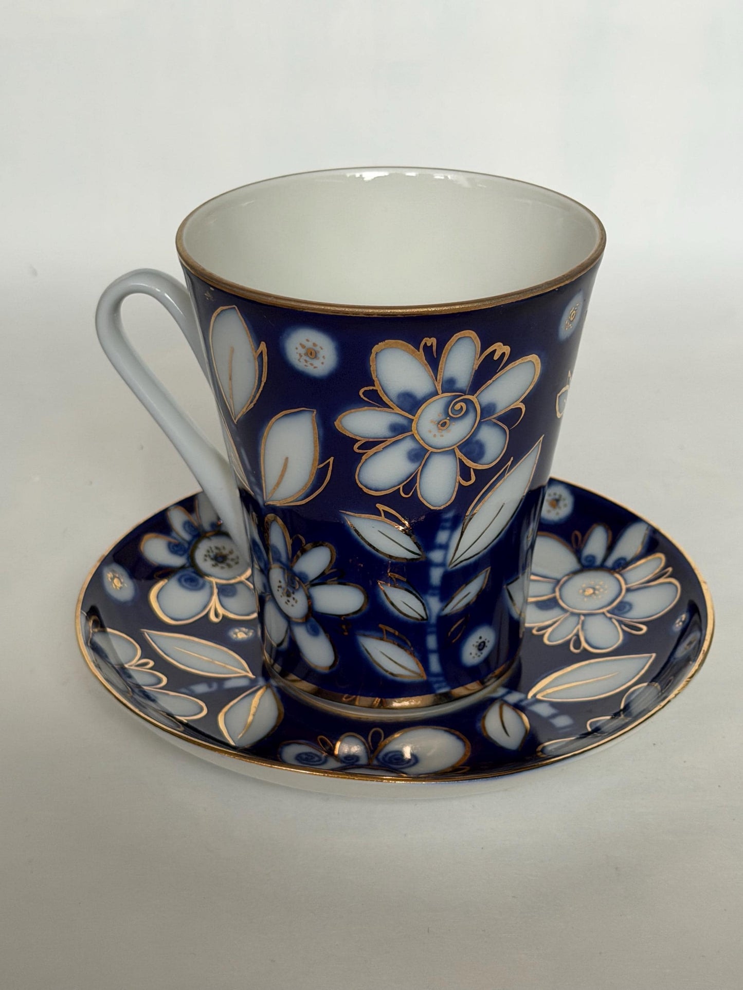 A set of 2 Vintage Lomonosov Large Cup and Saucer Cobalt Blue White Flowers 22K Gold porcelain, chocolate, tea cup xl