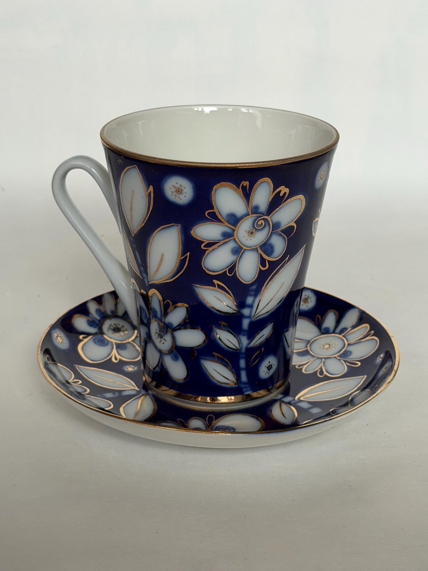 A set of 2 Vintage Lomonosov Large Cup and Saucer Cobalt Blue White Flowers 22K Gold porcelain, chocolate, tea cup xl