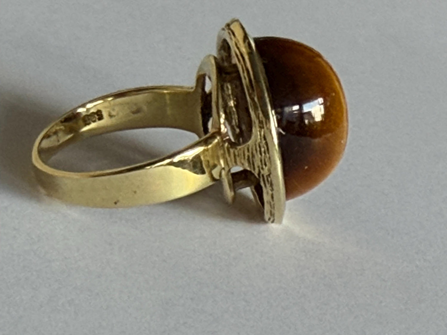Vintage Scandinavian big designer 14K Gold Tiger’s Eye Ring,  Modernist 585 Gold,  Size 51, 8.2 g, perfect conditionausema jewelry
