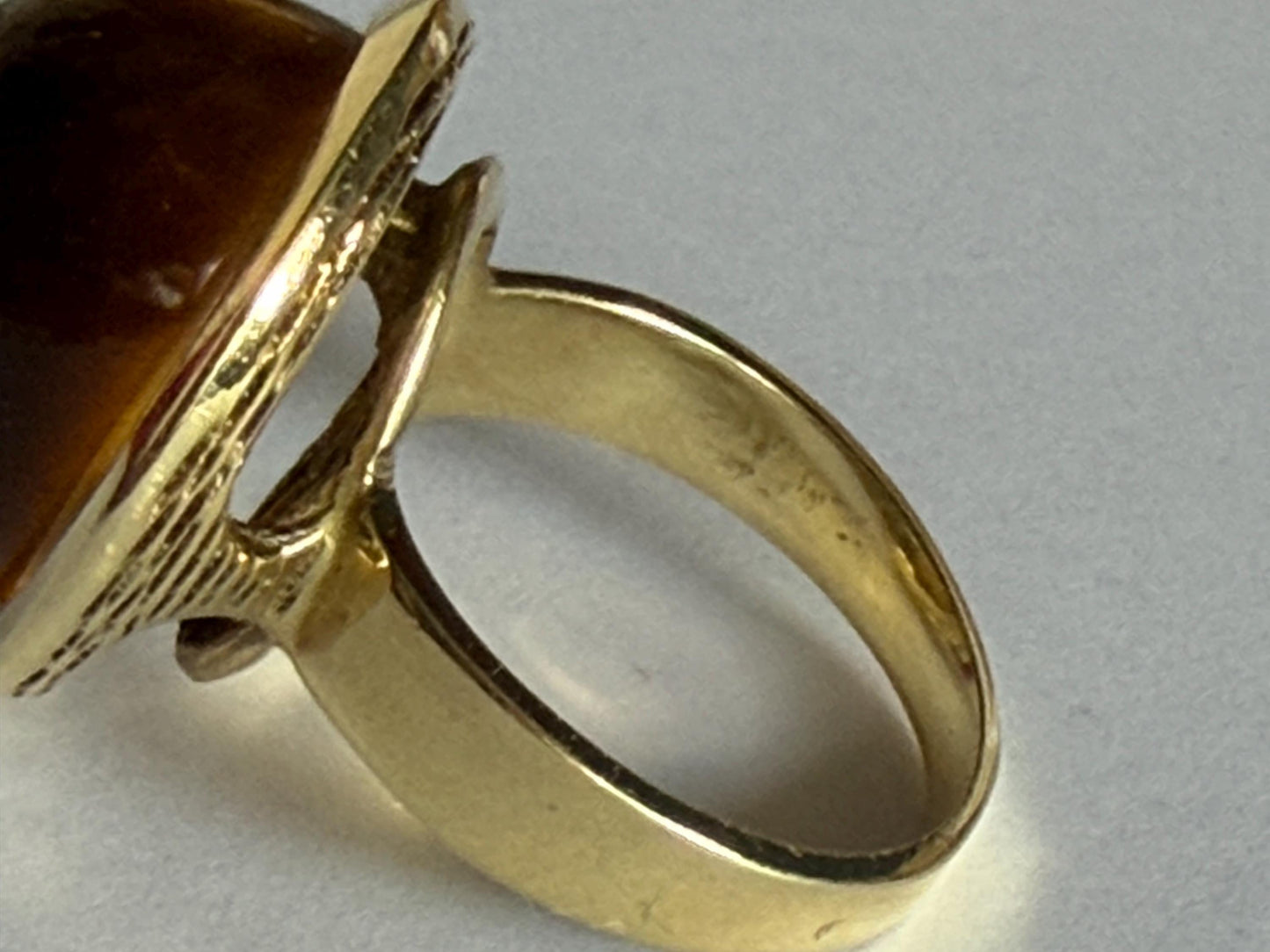 Vintage Scandinavian big designer 14K Gold Tiger’s Eye Ring,  Modernist 585 Gold,  Size 51, 8.2 g, perfect conditionausema jewelry