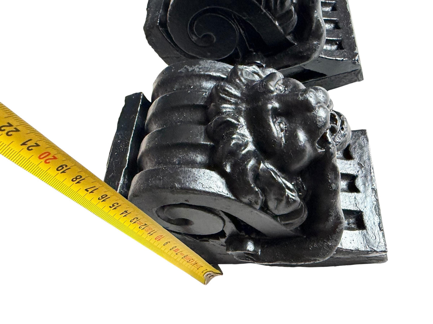 Set of 4 Art Nouveau Architectural Plaster Corbels with Grotesque Lion Masks, ca. 1900 Antique consoles ornament