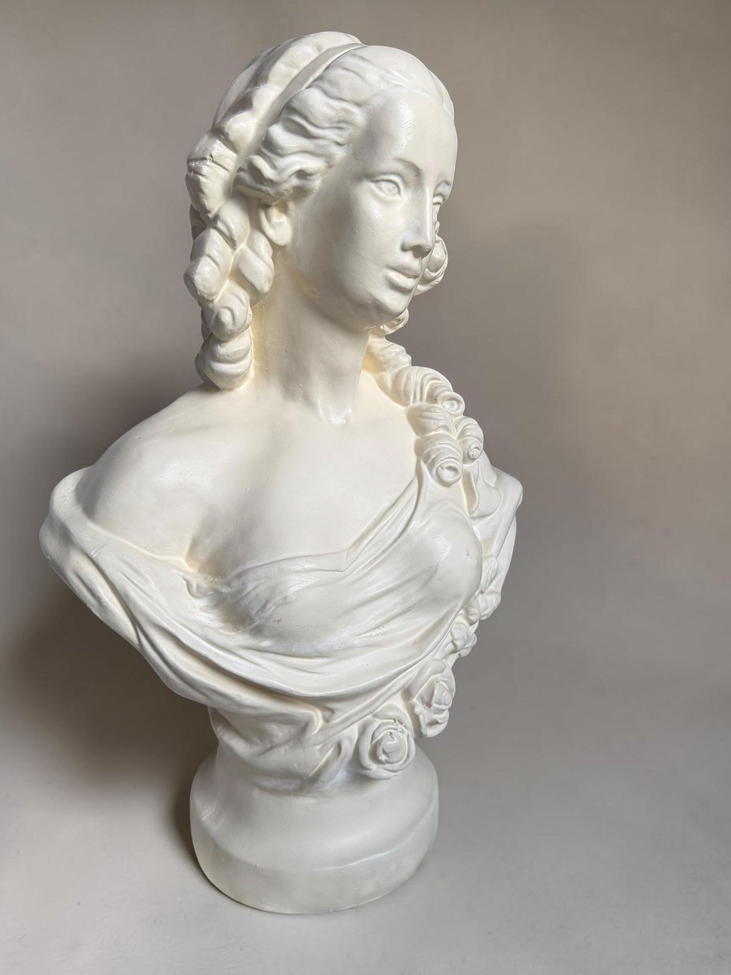 XL French Brocante Plaster Bust Romantic Lady Neoclassical Sculpture 60 cm Brocante classic antique. around 1920’s, France.