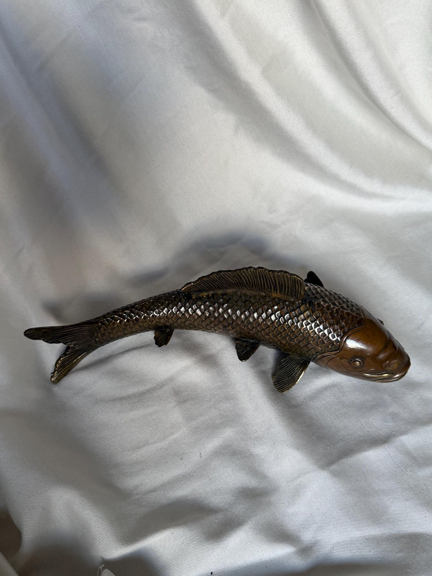 High quality Large Japanese Bronze Koi Fish Sculpture 30 cm