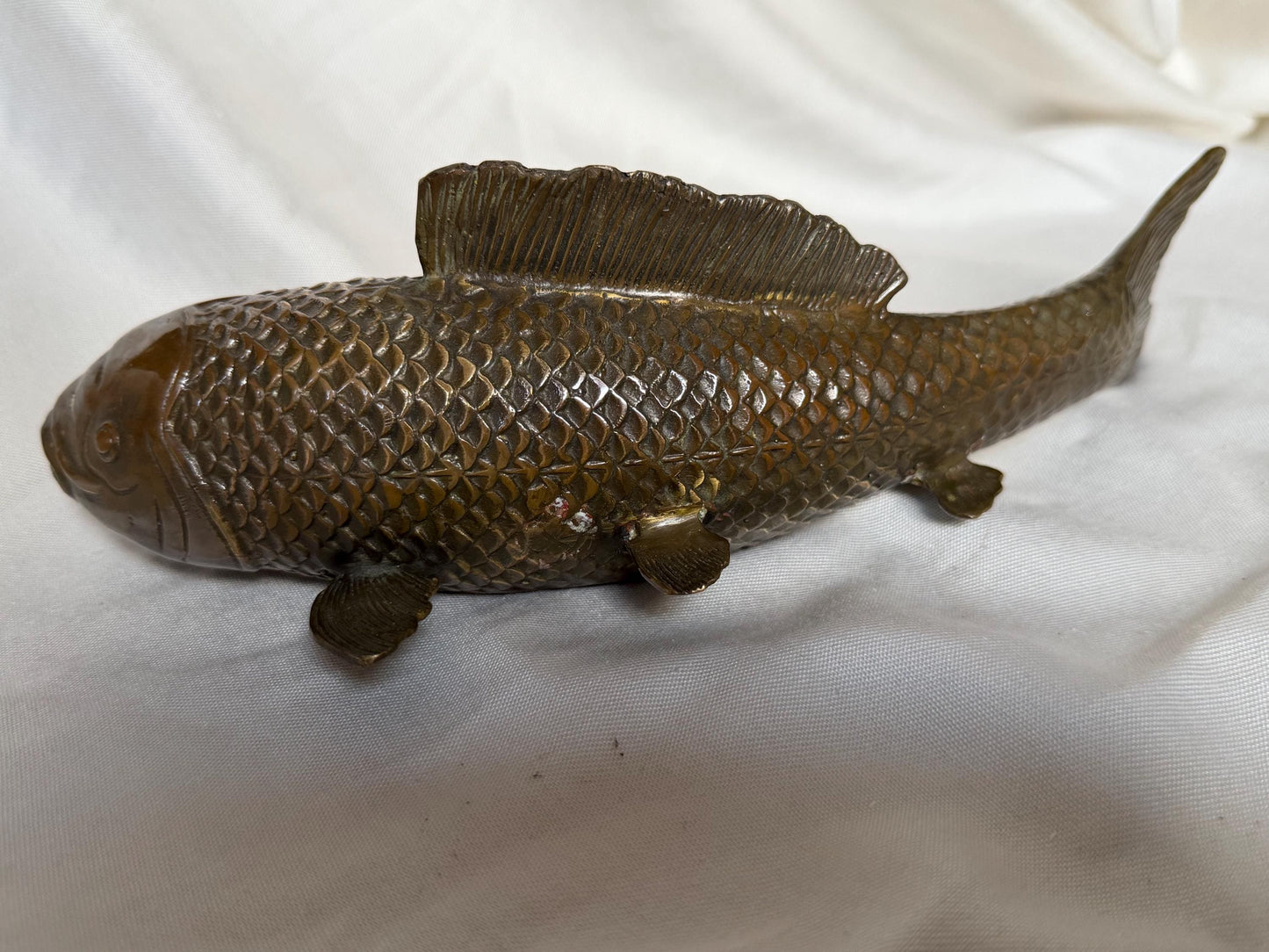 High quality Large Japanese Bronze Koi Fish Sculpture 30 cm
