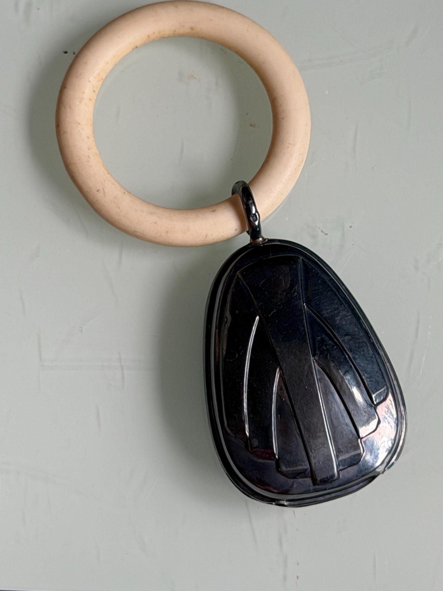 Bijtring, art deco, teething ring antique rattle for babybaby