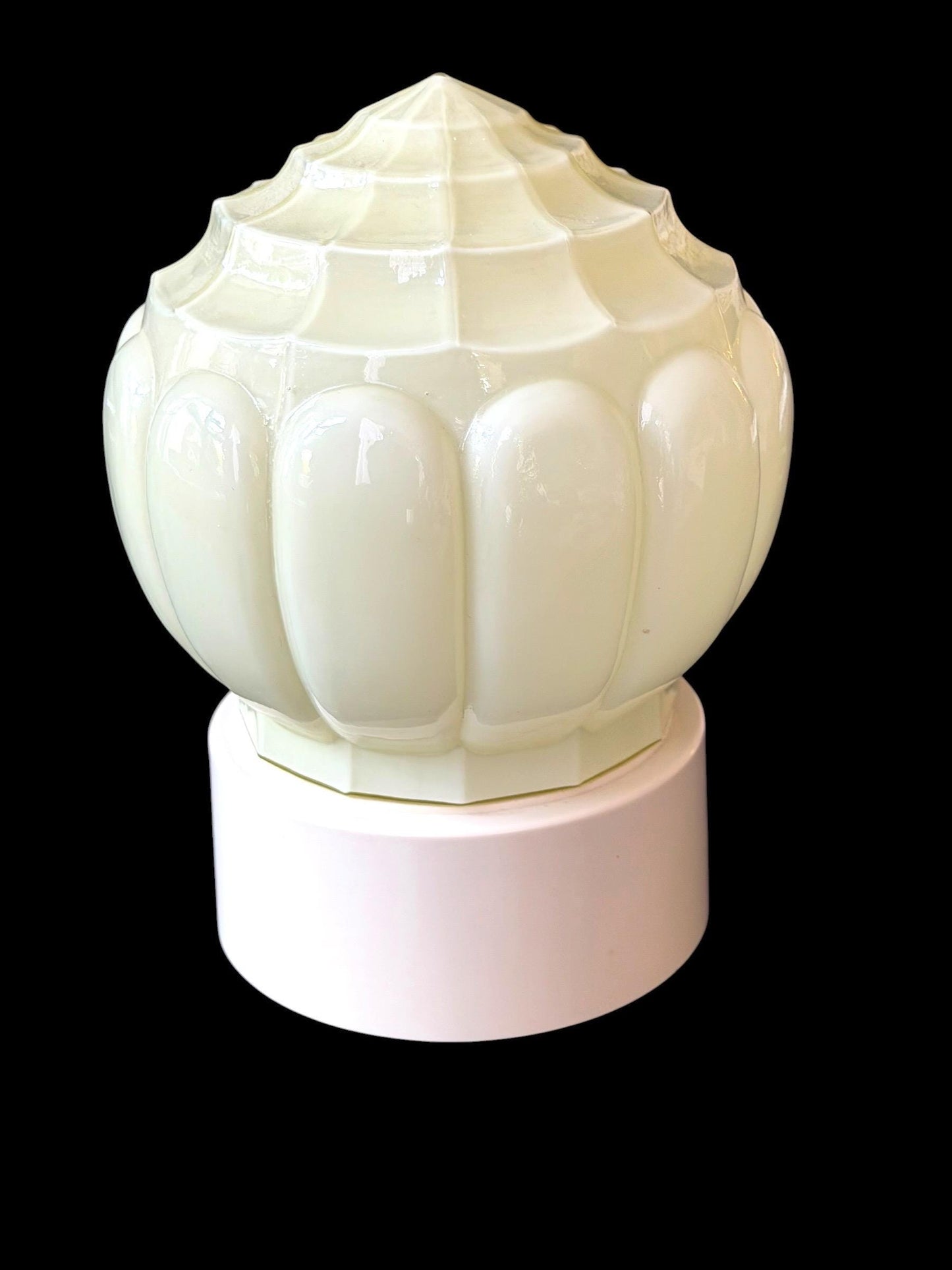 Art Deco light greige soft Glass Ceiling Lamp - Thabur, the shell,  Niko Fixture, dutch amsterdam design trapeze lights