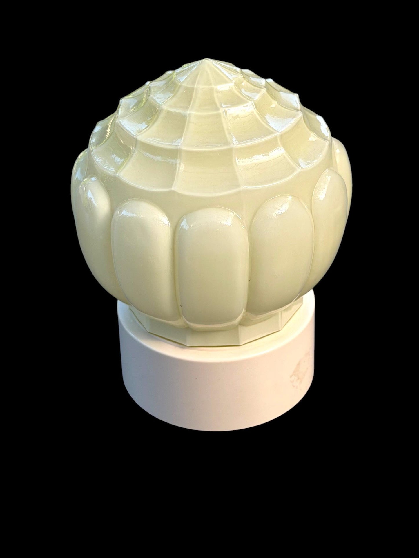 Art Deco light greige soft Glass Ceiling Lamp - Thabur, the shell,  Niko Fixture, dutch amsterdam design trapeze lights
