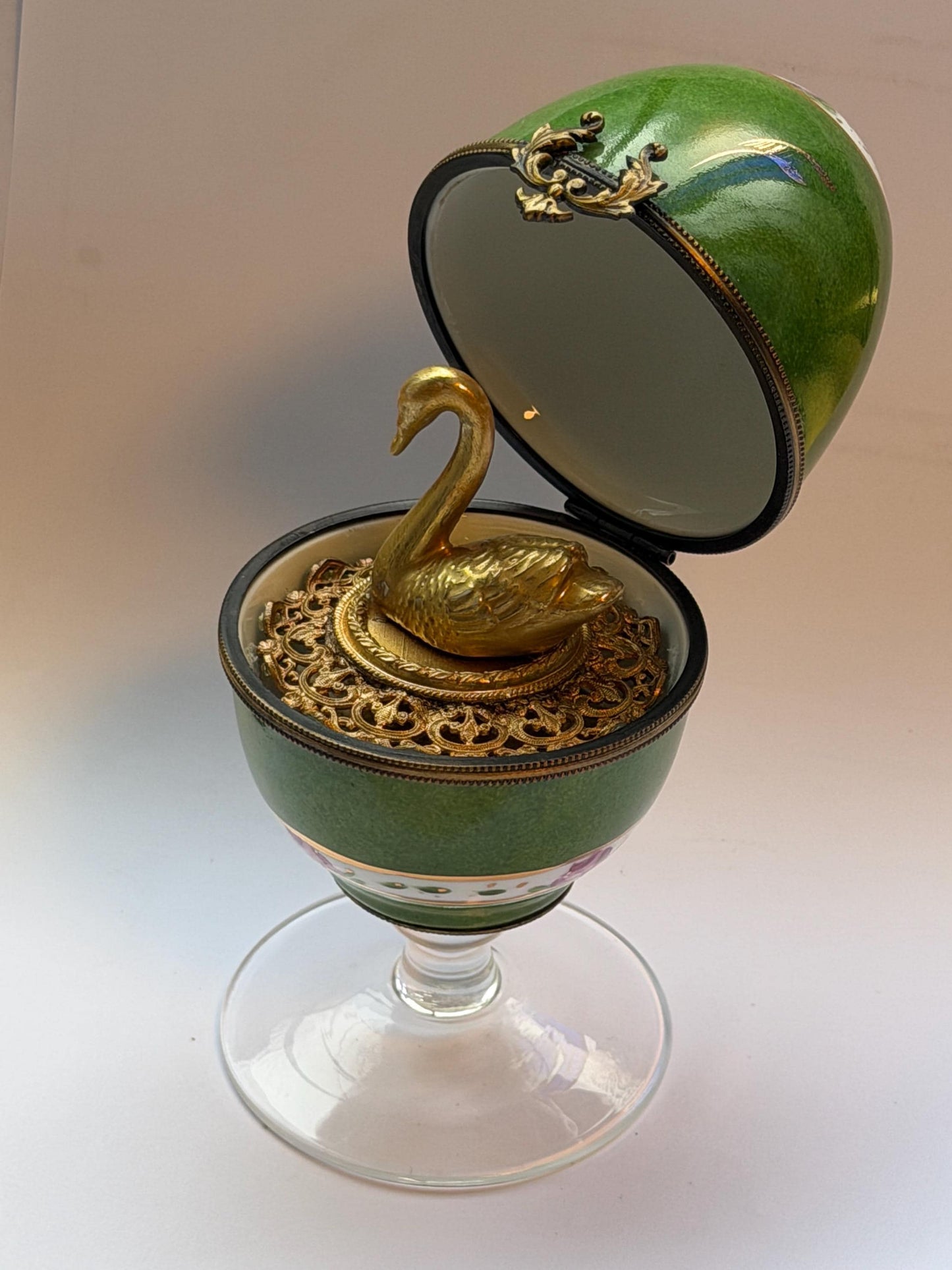 gilded porcelain musical egg w. gold swan, musicbox with Vintage Fabergé Style Egg Music Box with Hidden Trinket Compartment, vintage