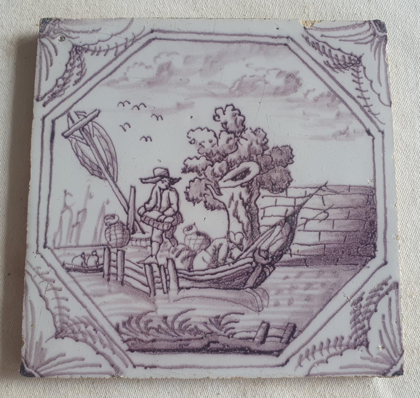Delft tile, Merchants, 18th century (c. 1760) Dutch manganese tile . ( figuretile )
