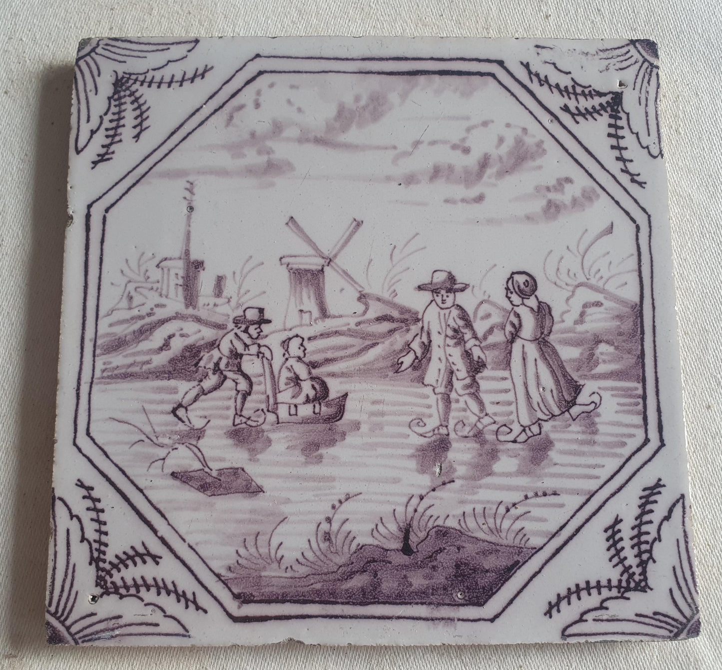 Delft tile, ice skating, Skater, 18th century (c. 1760) Dutch manganese tile . ( figuretile )