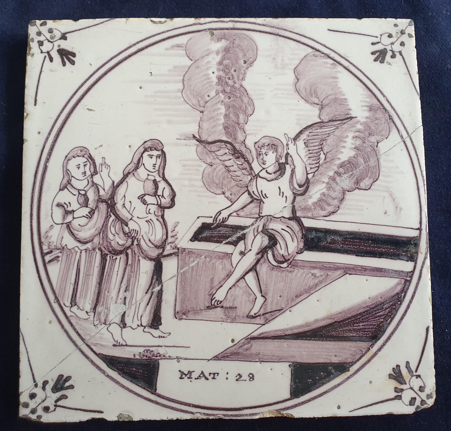 Delft tile, Dutch manganese biblical scene bible tile, 18th century,  deals with the resurrection of Jesus and the Great Commission , bibel.