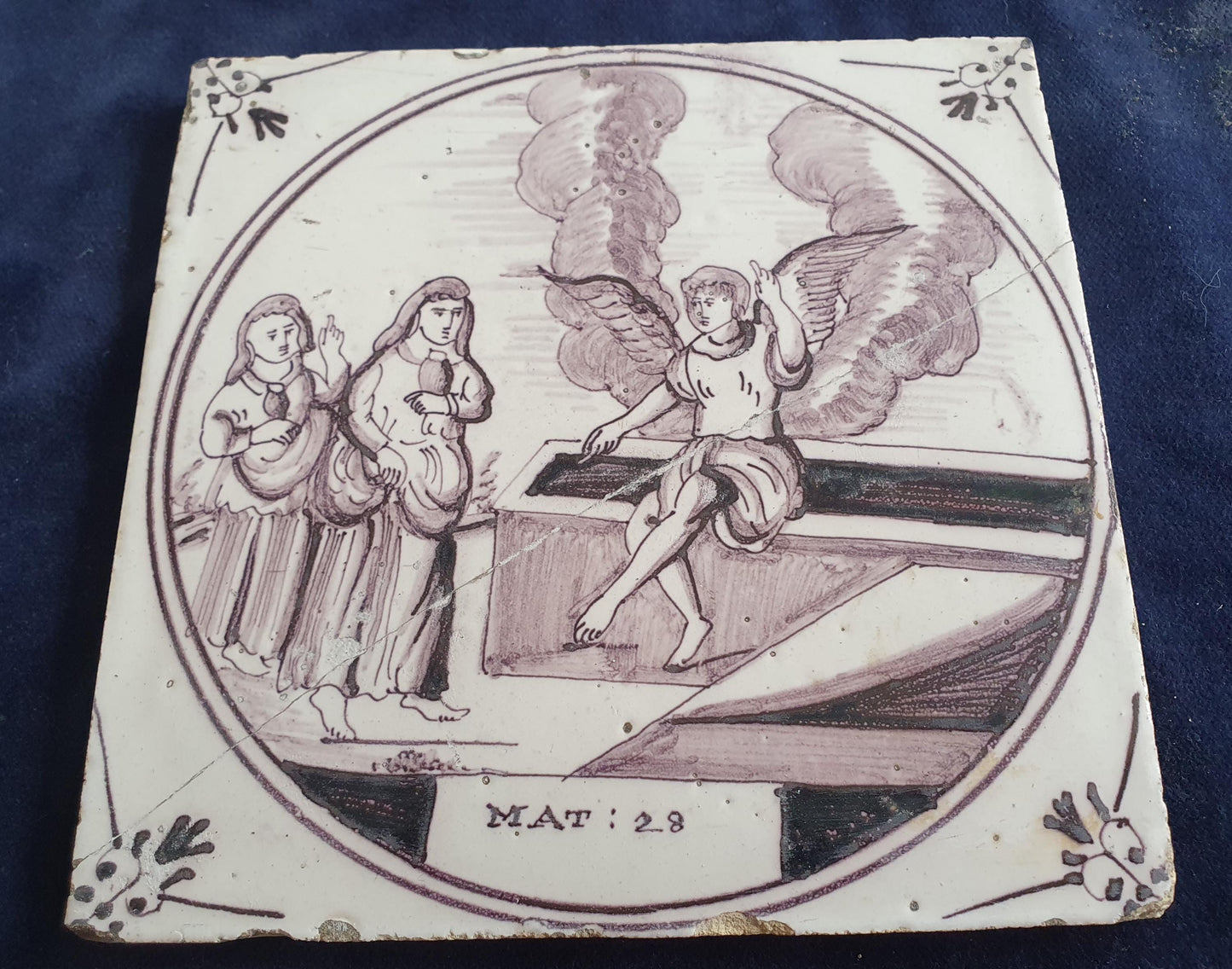Delft tile, Dutch manganese biblical scene bible tile, 18th century,  deals with the resurrection of Jesus and the Great Commission , bibel.
