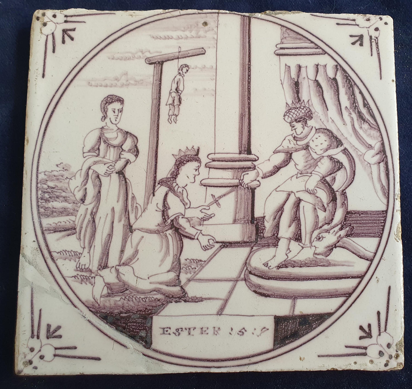 Delft tile, Dutch manganese biblical scene bible tile, 18th century,   Ester 5 :4    Delft tile bibel.