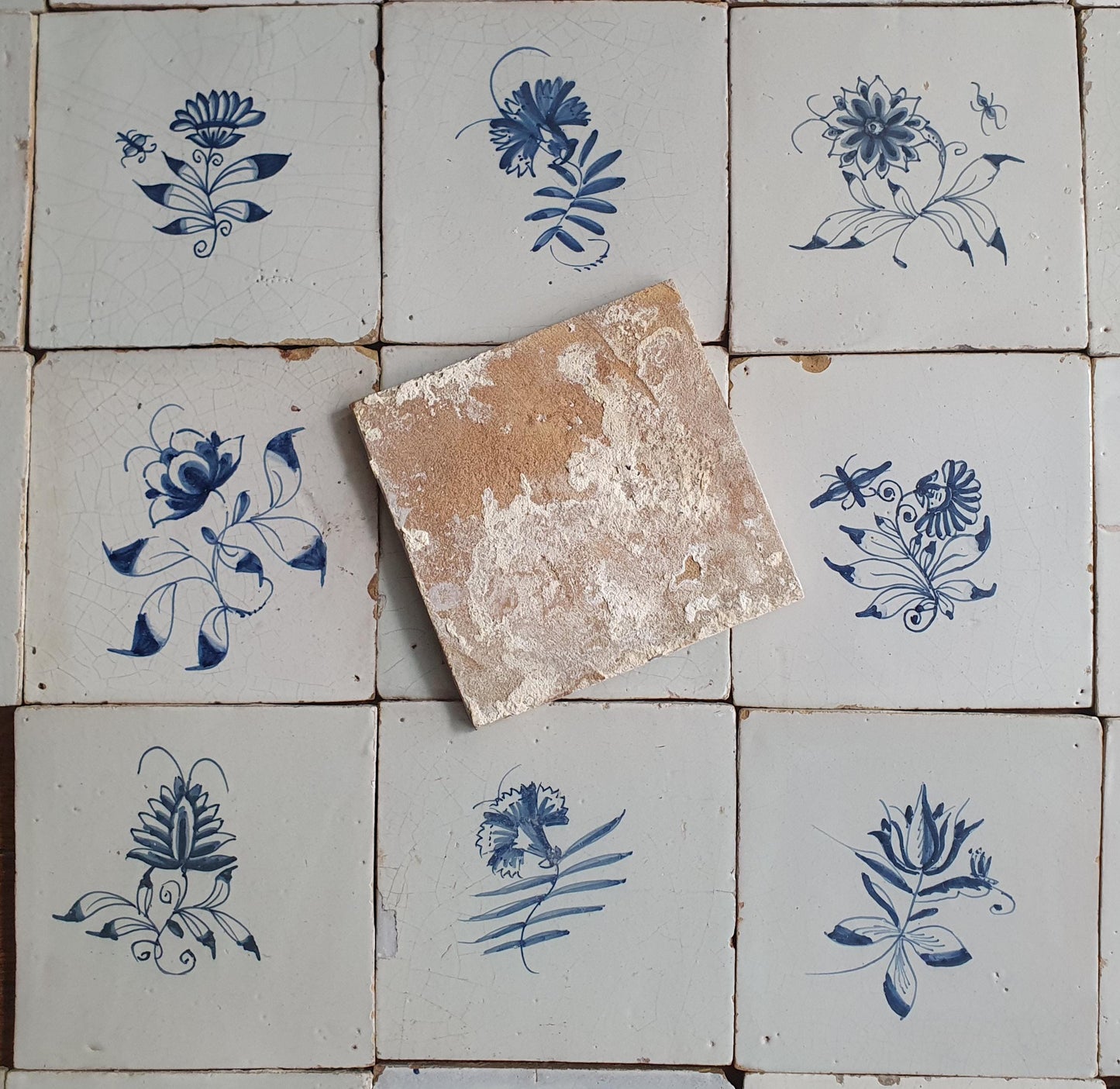 25 x Antique Delft Tiles, 18th Century, Floral Blue Flowers, planttile.