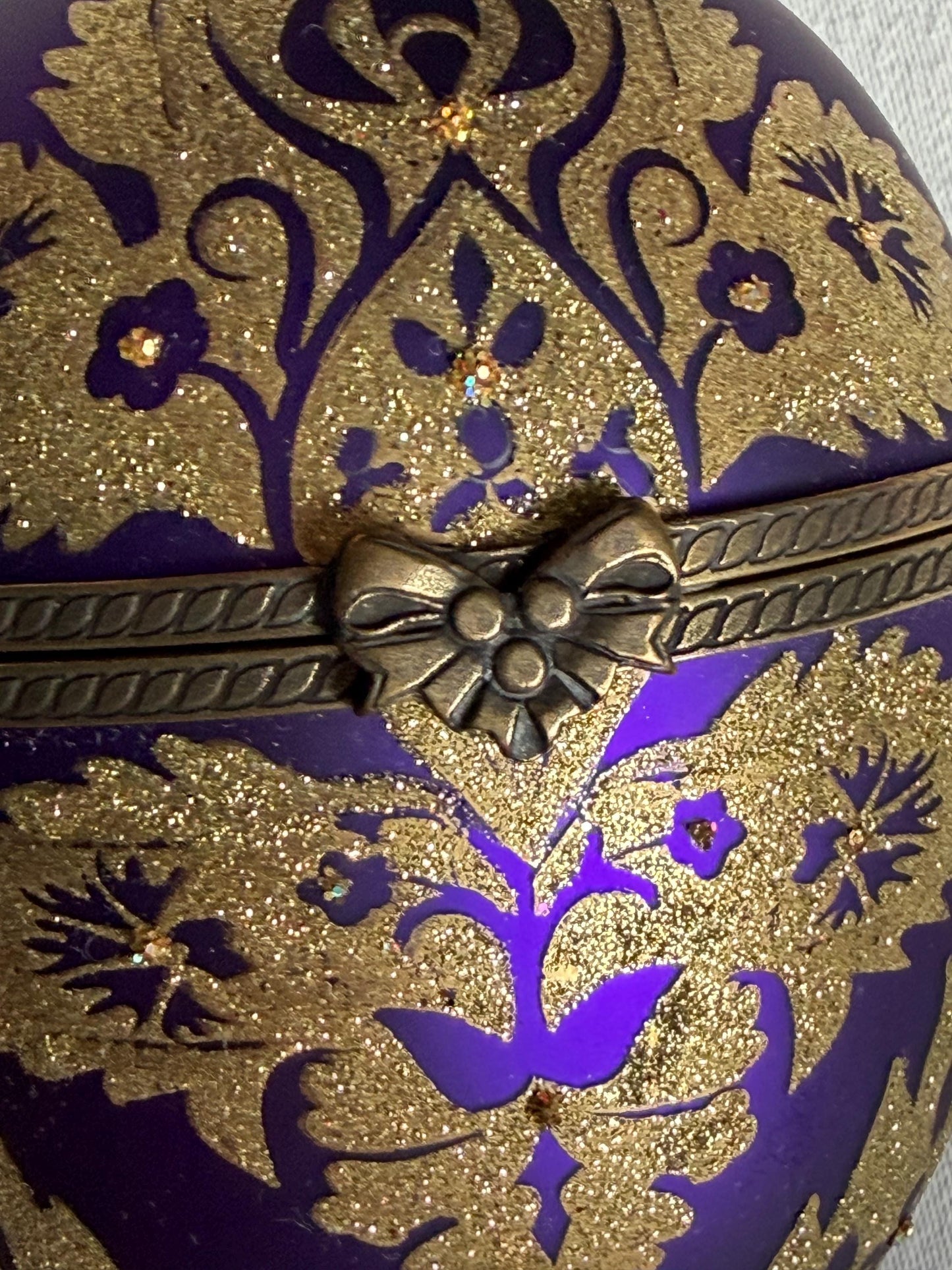 Komozja Mostowski XL Faberge egg Handcrafted Polish Glass Egg Ornament – Purple & Gold Christmas Keepsake Box, retired collectible faberge