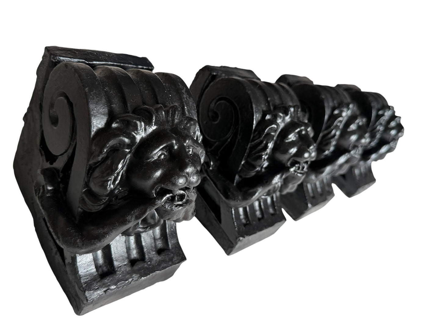 Set of 4 Art Nouveau Architectural Plaster Corbels with Grotesque Lion Masks, ca. 1900 Antique consoles ornament