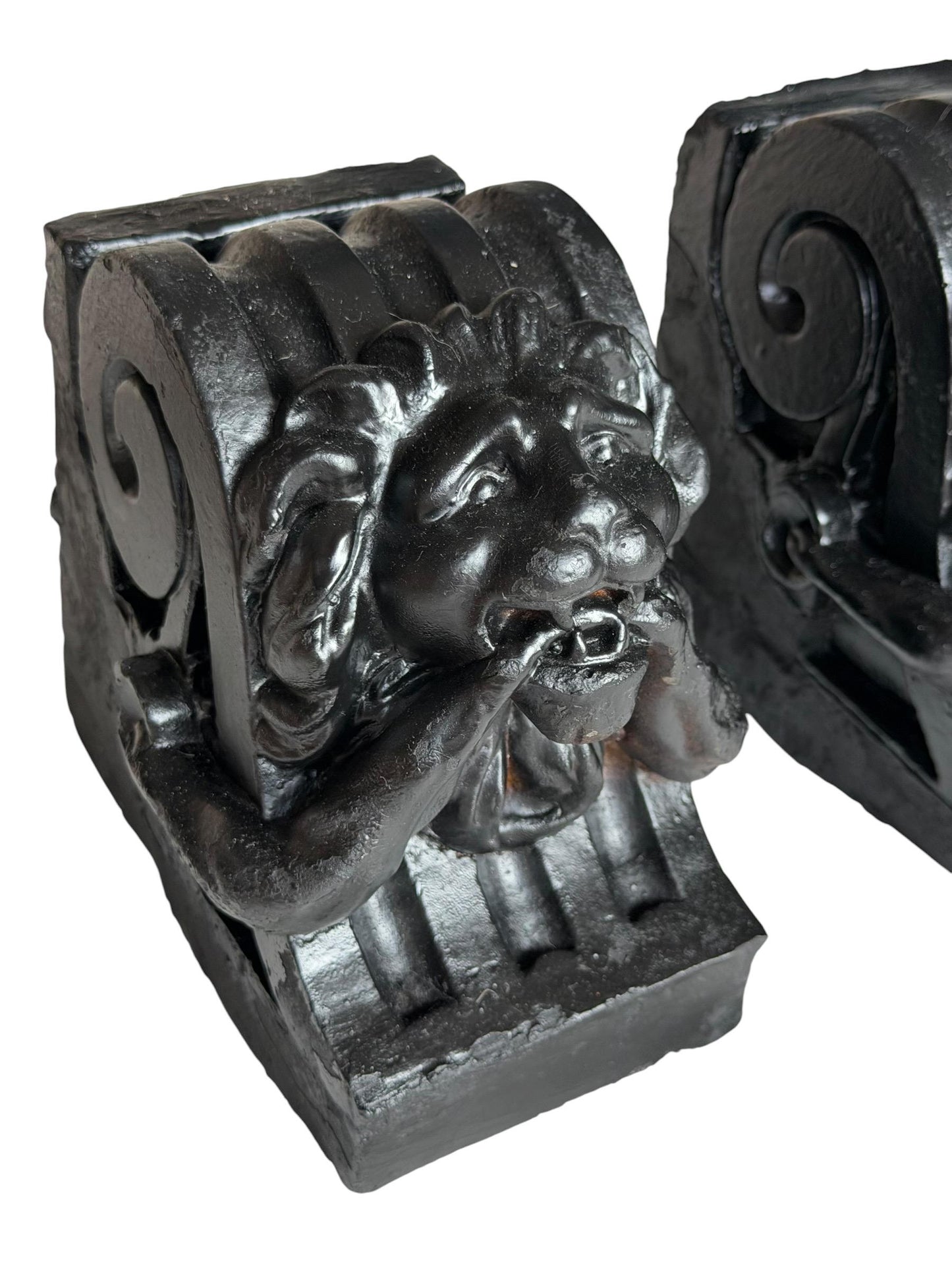 Set of 4 Art Nouveau Architectural Plaster Corbels with Grotesque Lion Masks, ca. 1900 Antique consoles ornament