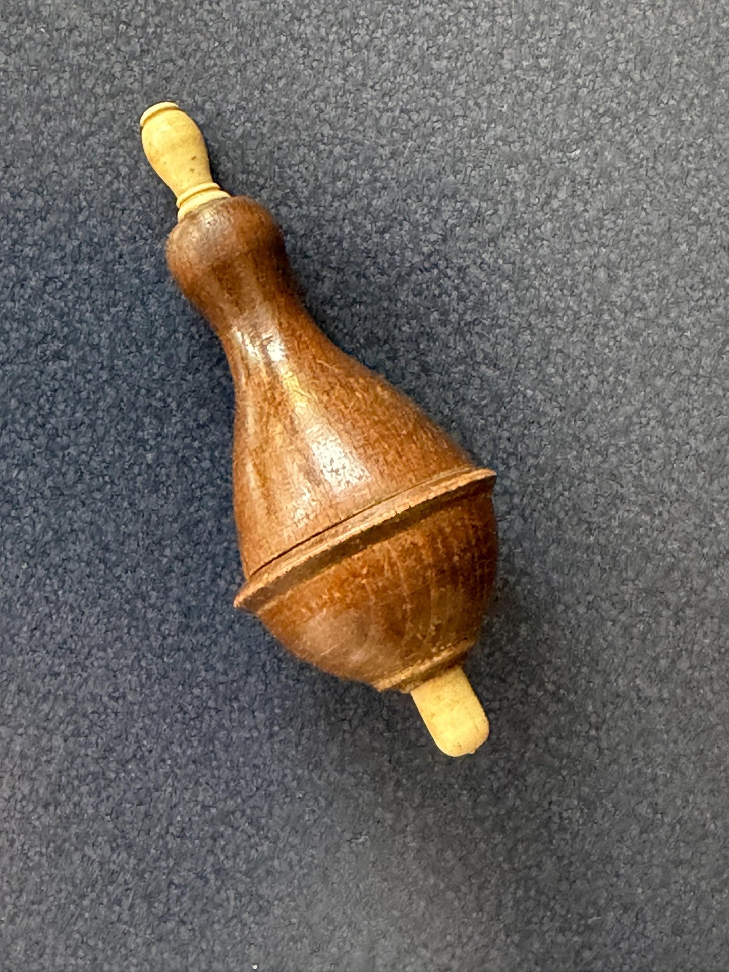 Antique Art Nouveau Butler Bell, uk, english serving servant Wood Push Button. 10 cm