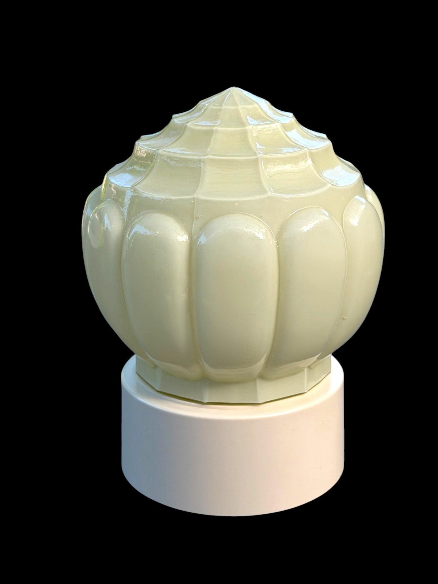 Art Deco light greige soft Glass Ceiling Lamp - Thabur, the shell,  Niko Fixture, dutch amsterdam design trapeze lights