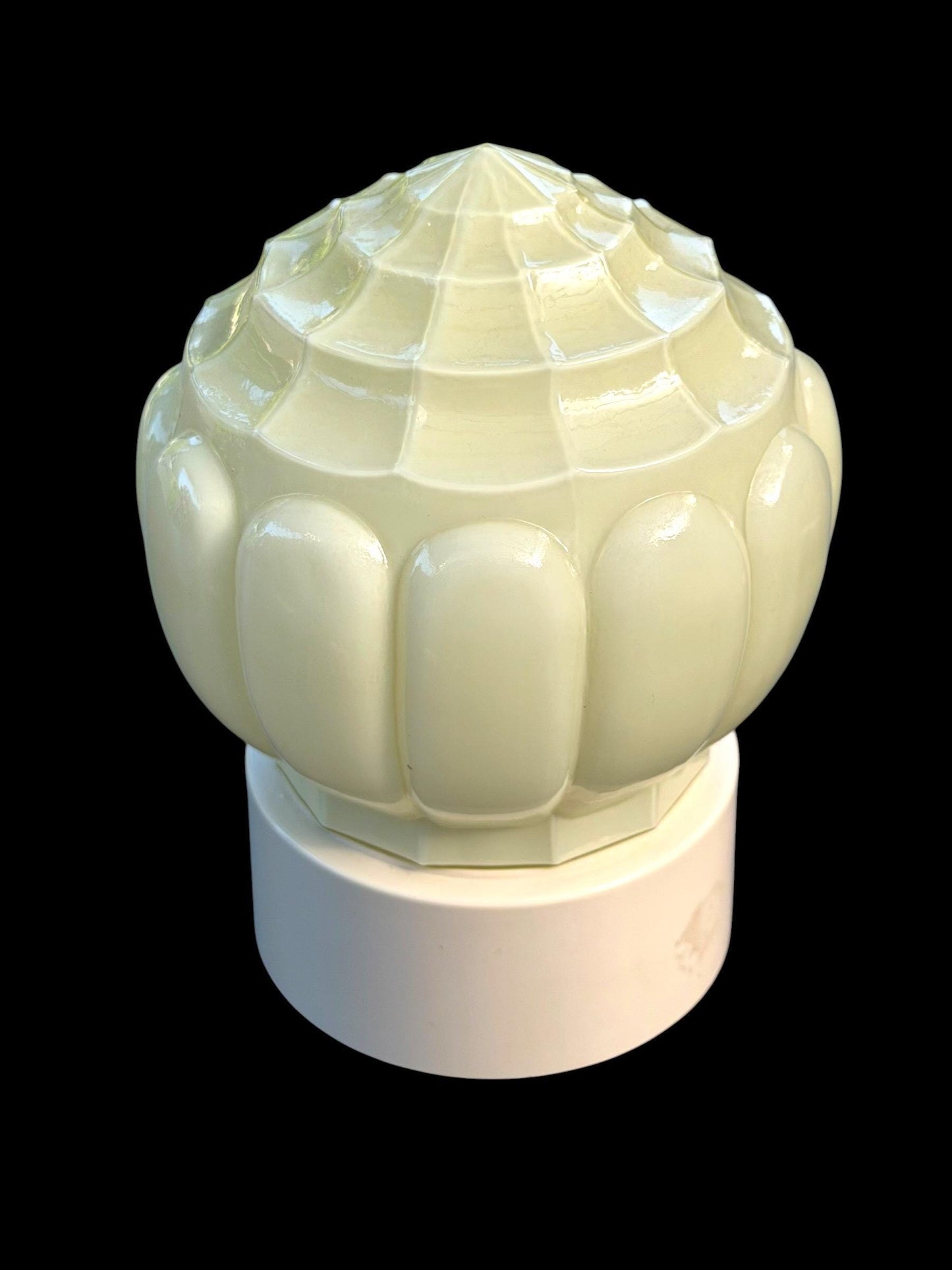 Art Deco light greige soft Glass Ceiling Lamp - Thabur, the shell,  Niko Fixture, dutch amsterdam design trapeze lights