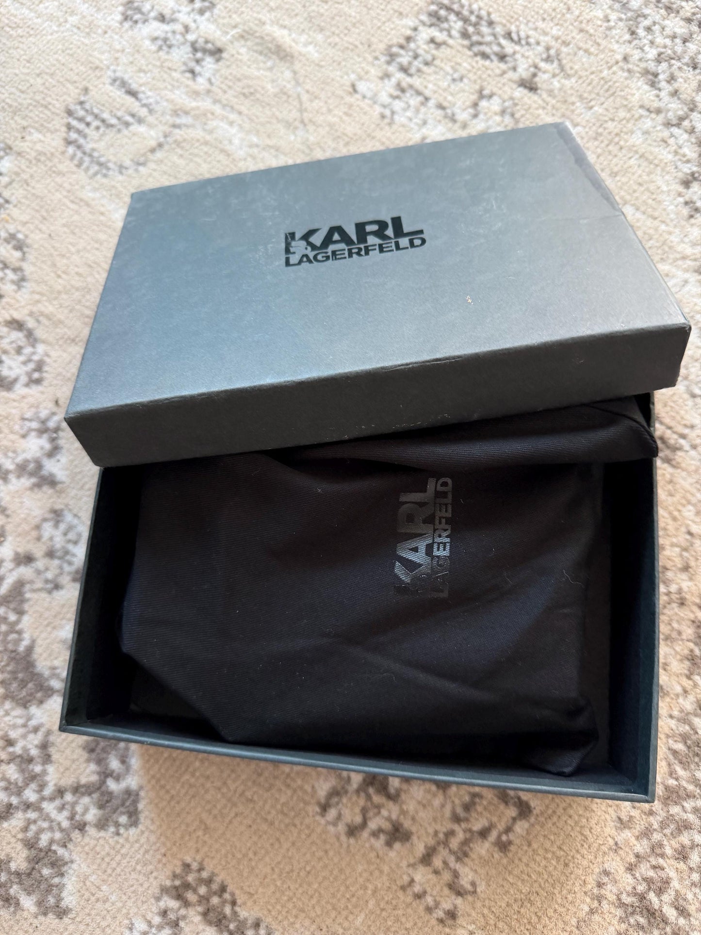 Karl Lagerfeld Choupette Cat minaudiere  Shoulder Bag - Limited Edition retired new with dustbag
