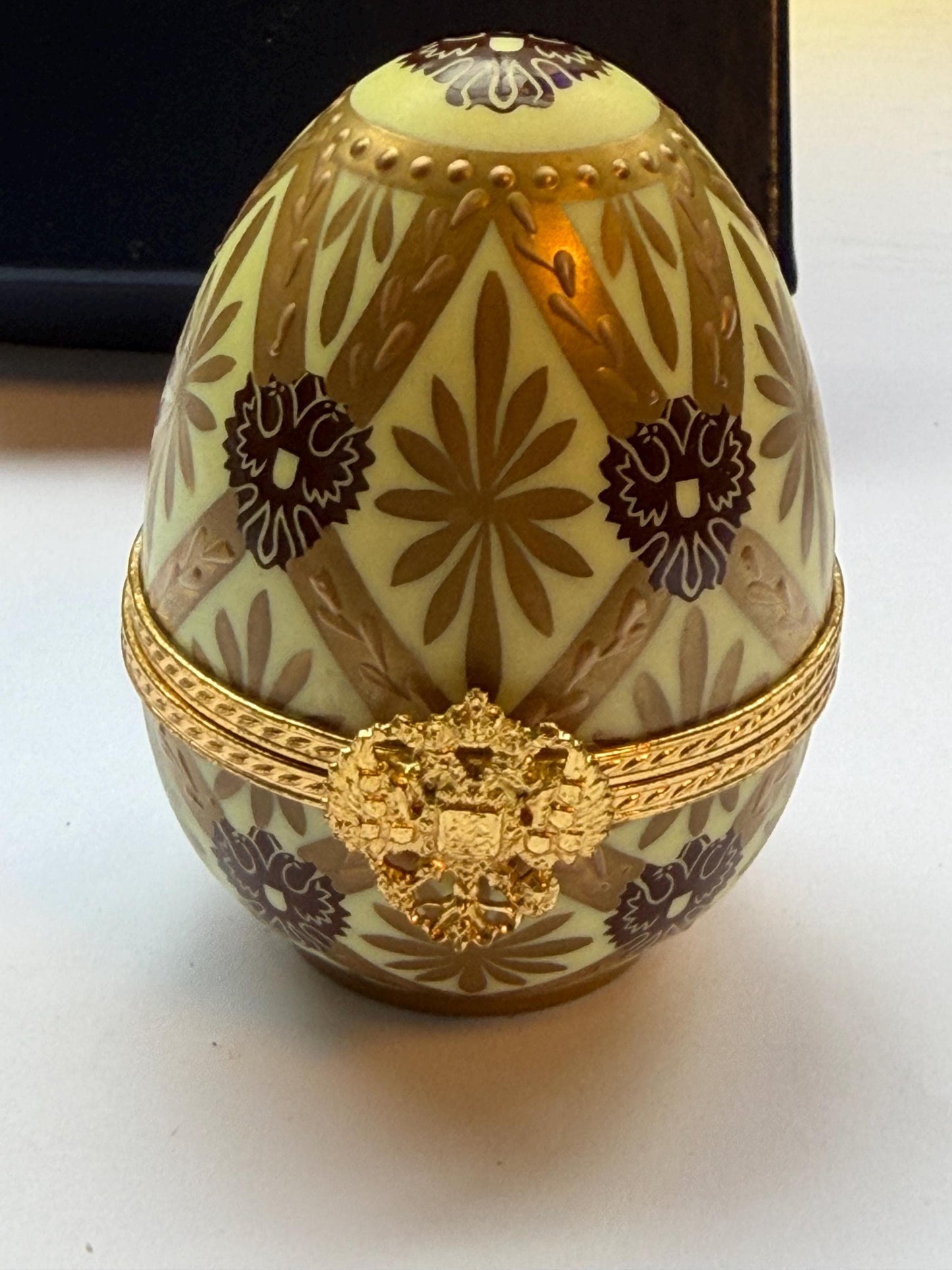 XL Fabergé Egg, Sterling Silver, 24K Gold, coach inside, Faberge with goldgilt and Limoges Porcelain, marked numbered