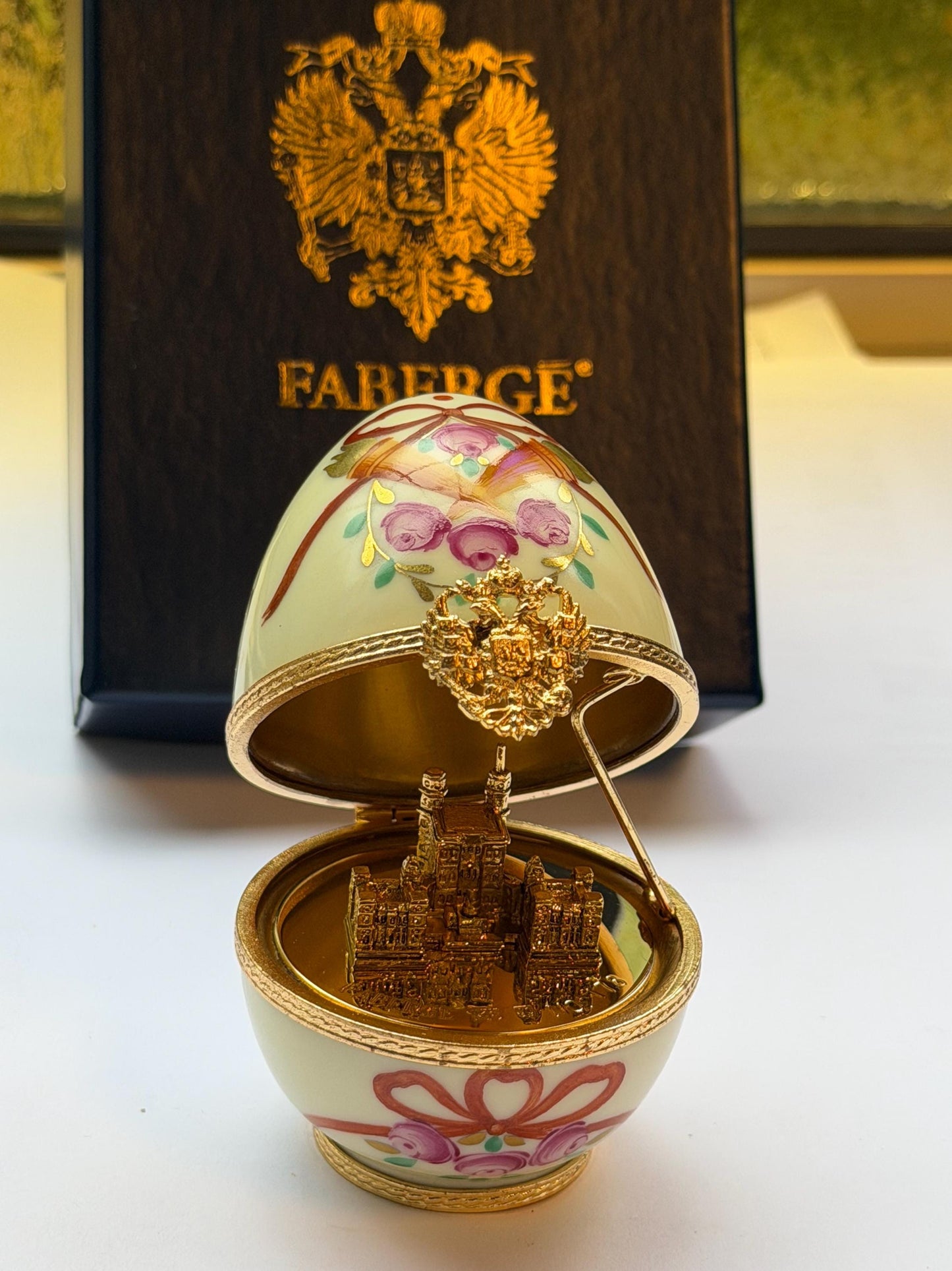 XL Fabergé Egg, Sterling Silver, 24K Gold, palace inside, Faberge with goldgilt and Limoges Porcelain, marked numbered